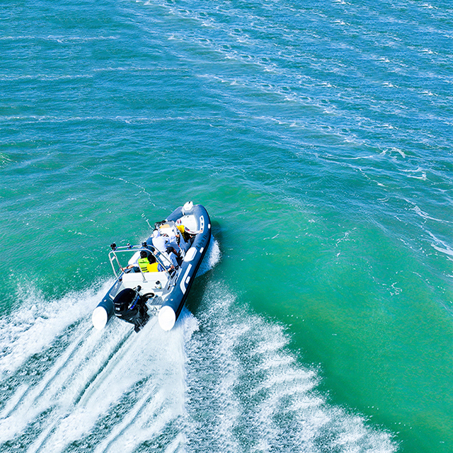 Bateau RIBS gonflable en aluminium de 5,8 mètres