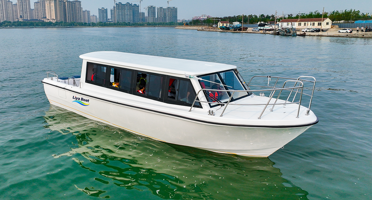 Liya Ferry à passagers en fibre de verre de 37 pieds avec 30 sièges, capacité 22, 300-600HP