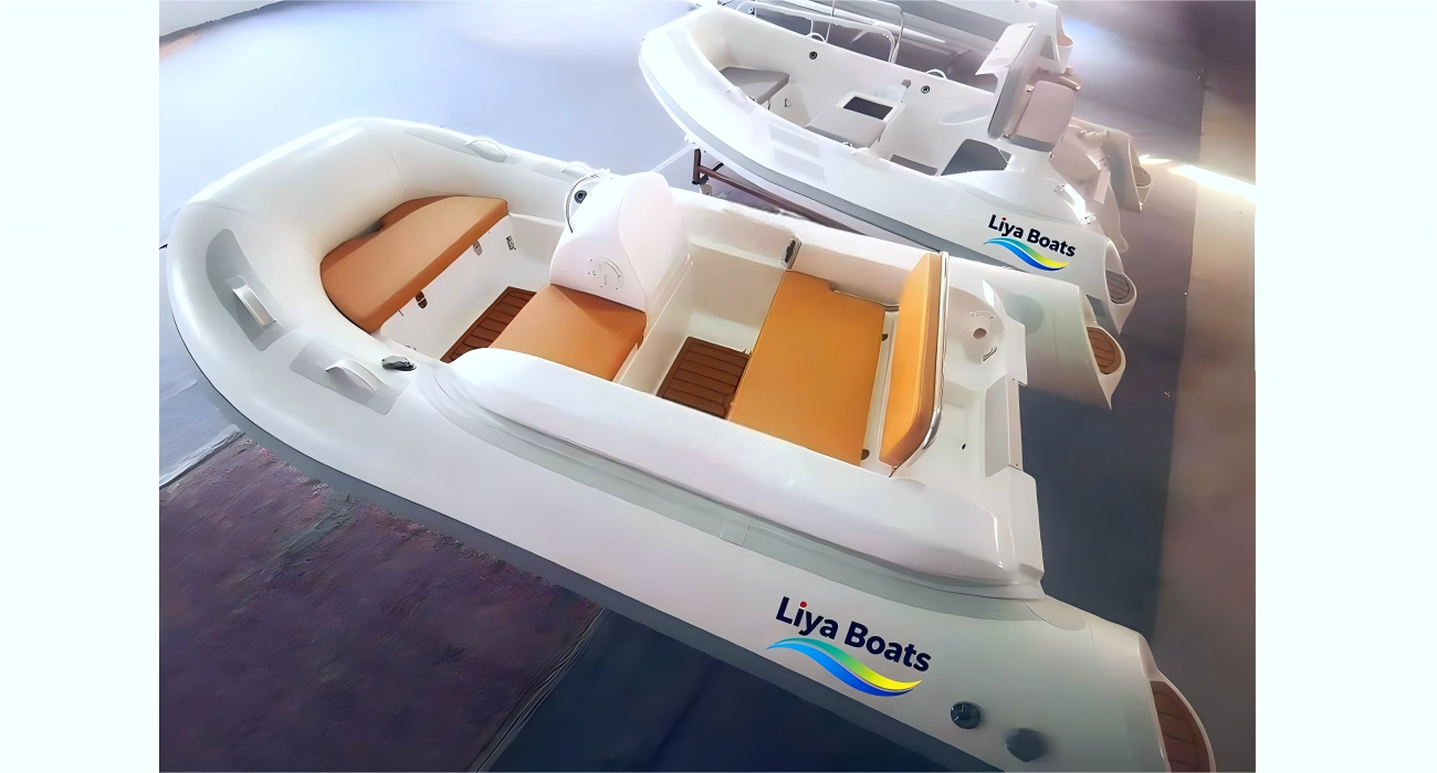 Annexe Liya 3,3 m (11 pieds) RlB | Bateau pneumatique certifié CE pour 5 personnes avec réservoir de carburant et console | Petit