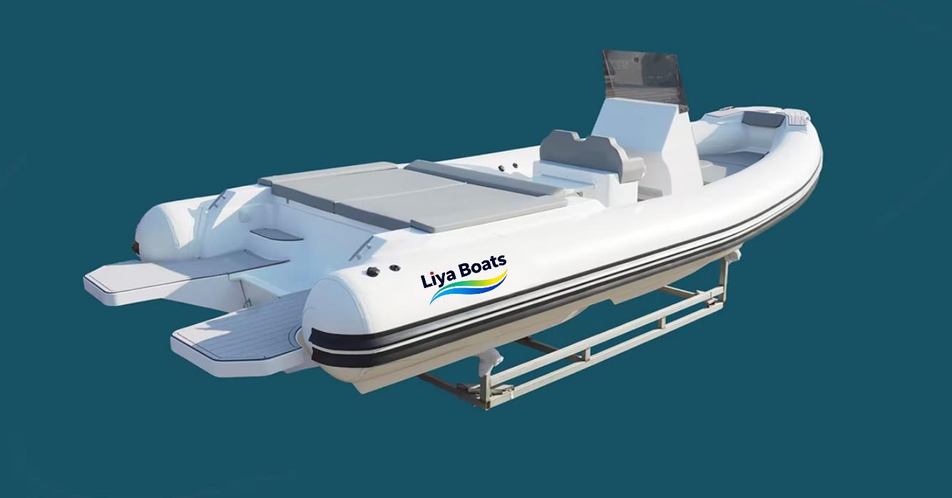 Bateau RlB de luxe de style italien Liya de 25 pieds avec grand transat certifié CE pour 16 personnes