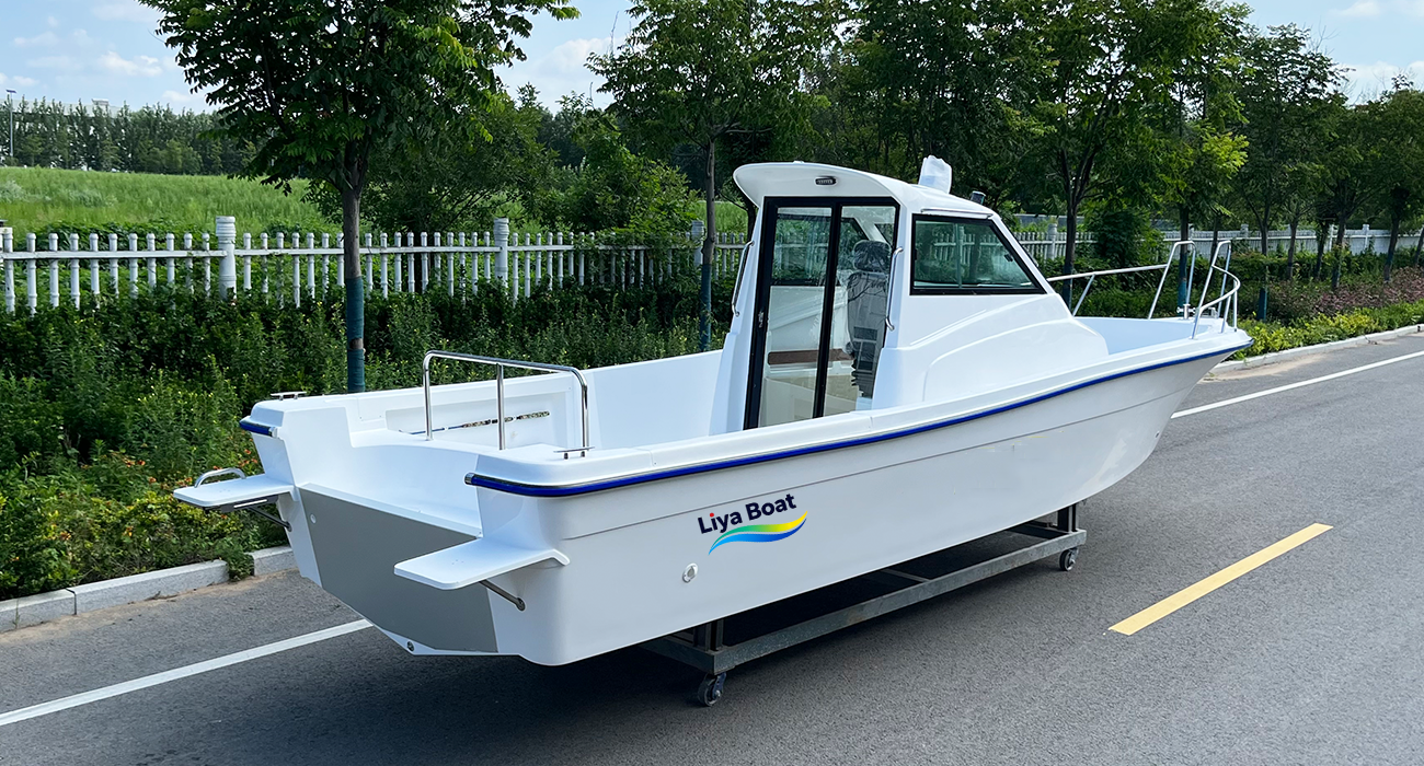 Liya Bateau de pêche avec cabine en fibre de verre de 30 pieds pour 9 personnes, 300-400HP, réservoir de carburant de 500 L