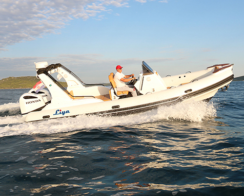 Découvrez les avantages leaders du marché des bateaux semi-rigides à coque en fibre de verre Liya de 3,3 à 8,3 m