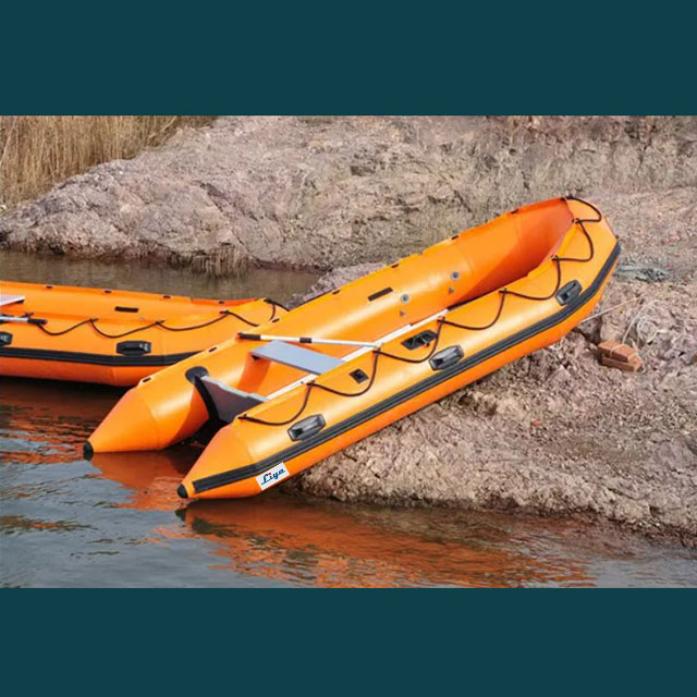 Bateau pneumatique type A de 2 à 6,5 mètres/de 6,6 à 21,4 pieds