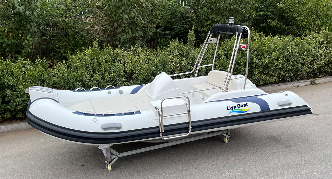 Annexe RIB à console latérale Liya de 14 pieds | Annexe de yacht pour 7 personnes et bateau amusant en famille