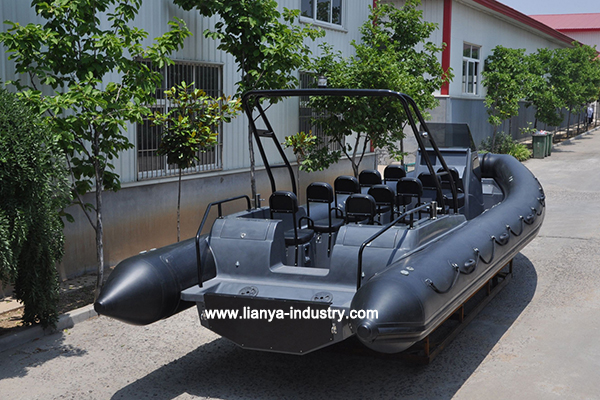 bateau semi-rigide de sauvetage de 27 pieds