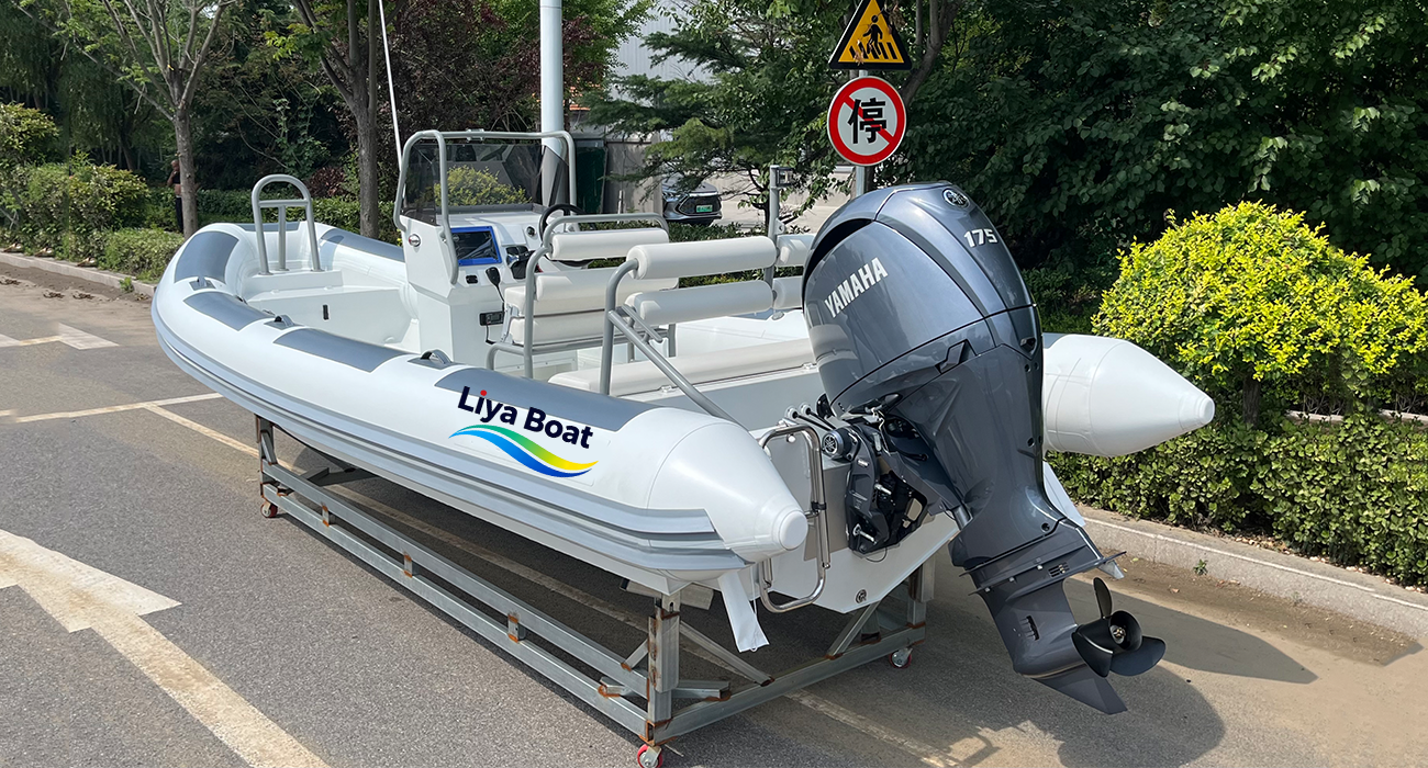Annexe et bateau de travail Liya en aluminium RIB de 7 m 23 pieds | Double console | 14 personnes