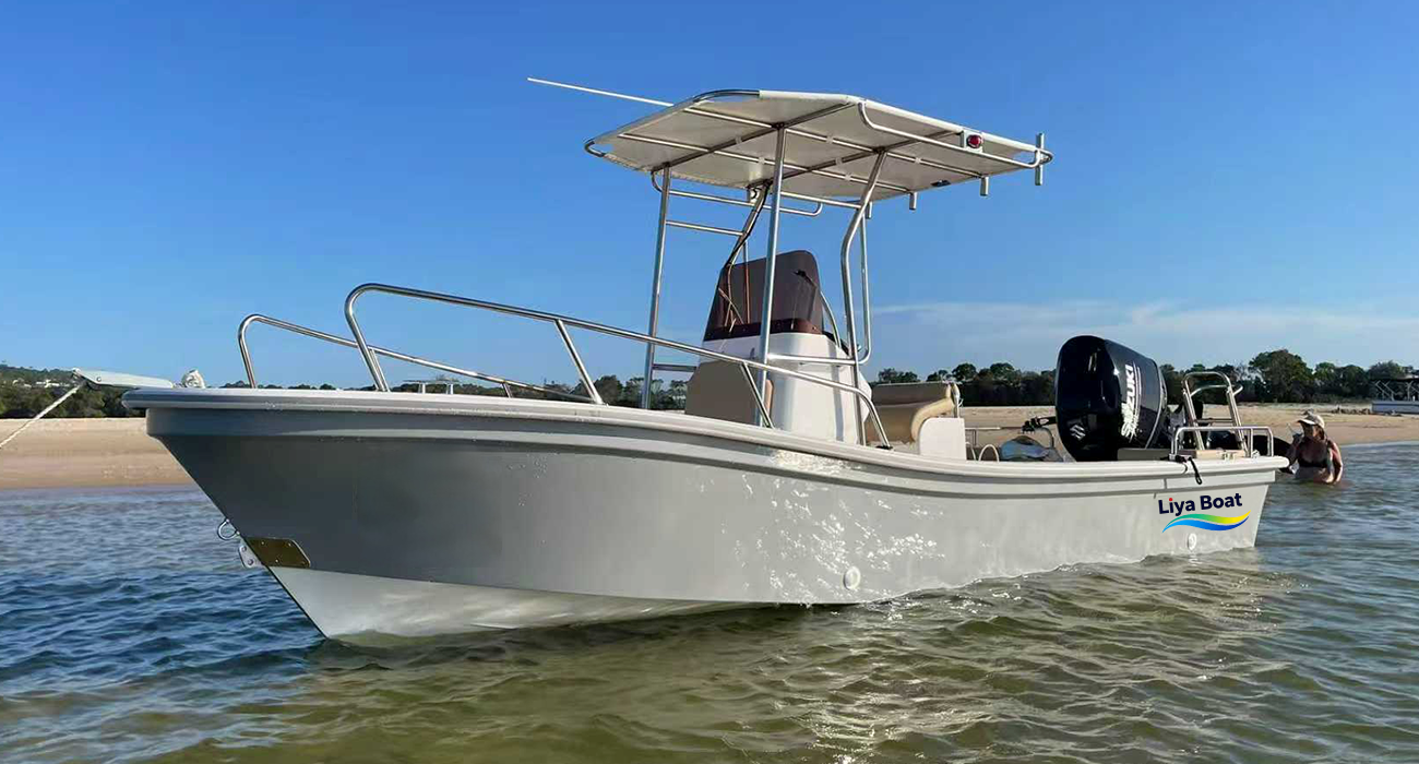 Liya Bateau de pêche Panga à console centrale de 19 pieds | 8 personnes, certifié CE, polyvalent